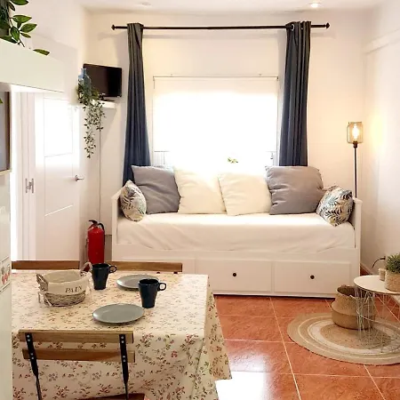 Appartamento 2 Bedrooms Appartement With Furnished Terrace At La Adrada La Adrada